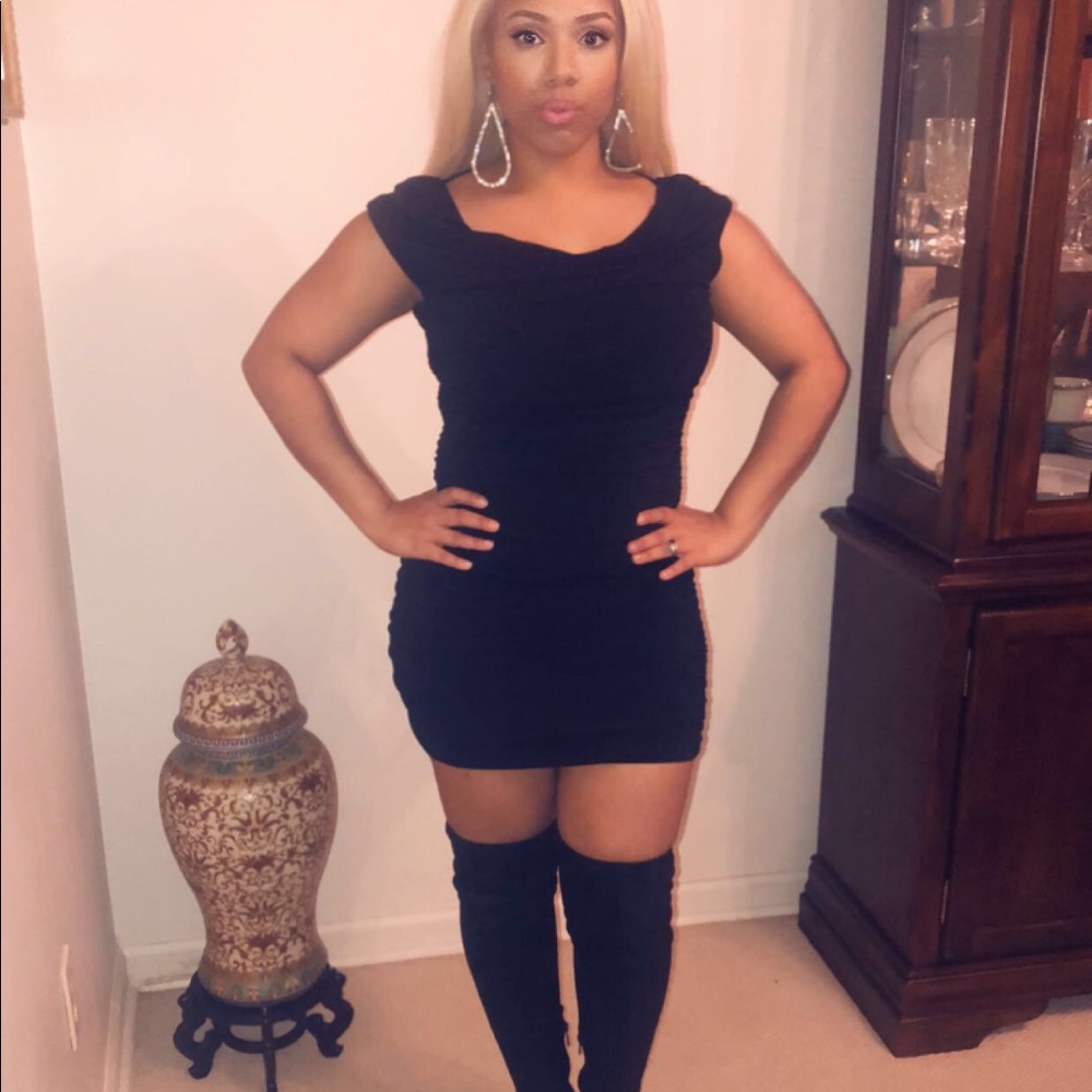 Little Black dress with exaggerated back